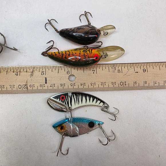 Lot of 6 Vintage Fishing Lures Bass Pike Walleye Lure Collection - Picture 4 of 4